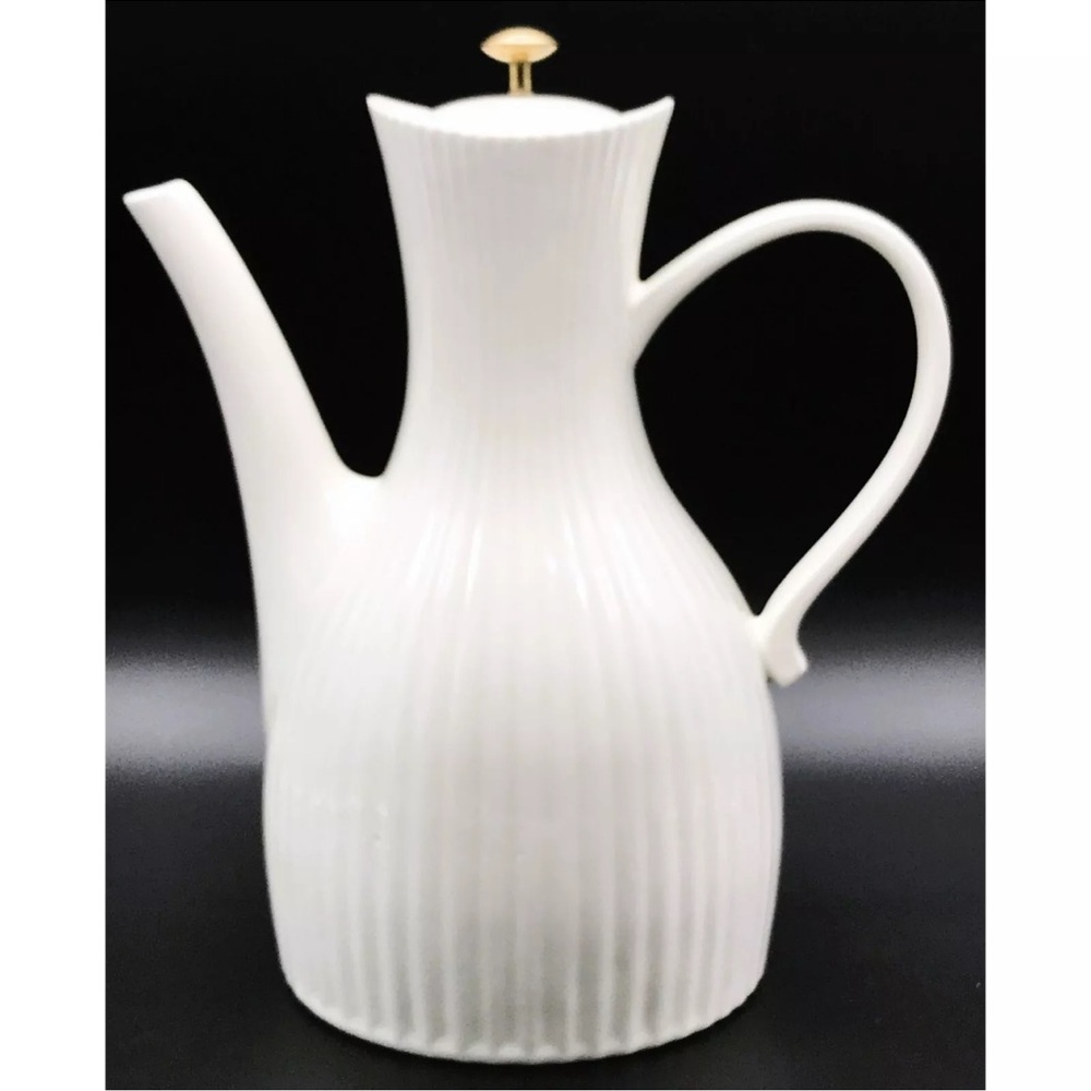 Ernest Sohn Mid Century Ribbed White Carafe Coffee/Tea Pot 10 cups